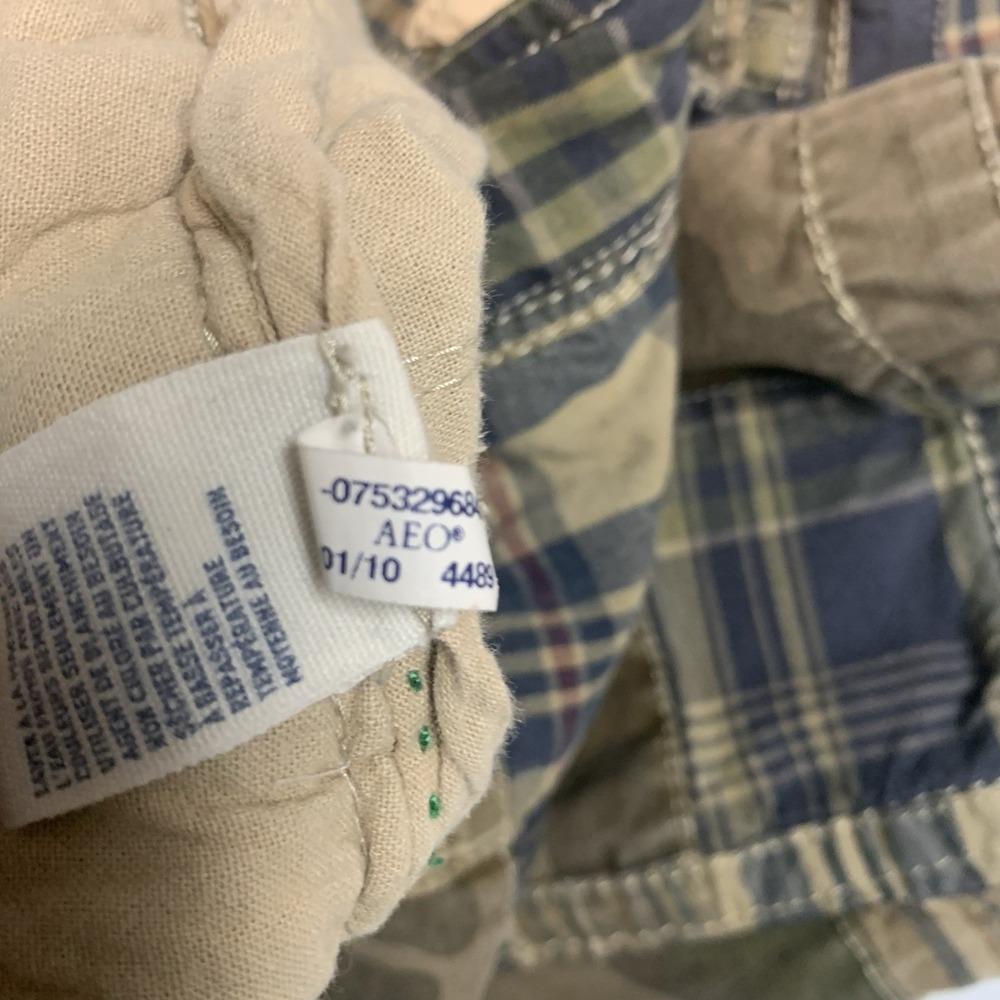 American Eagle Cargo Shorts 34 Plaid Patchwork 9.5" Classic Length Preppy Y2K - Picture 8 of 8